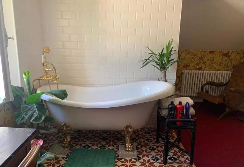 Majatalo Domaine De Ris