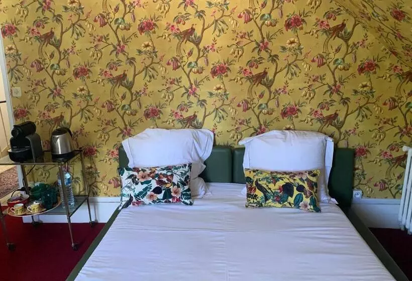 Majatalo Domaine De Ris