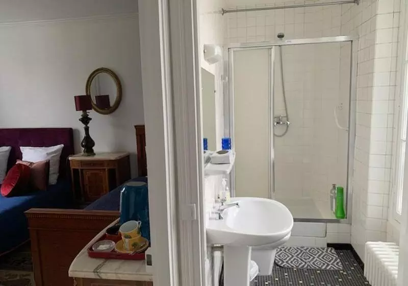 Majatalo Domaine De Ris