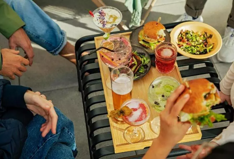 Cosmiques Hotel   Centre Chamonix