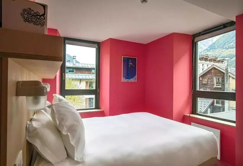 Cosmiques Hotel   Centre Chamonix