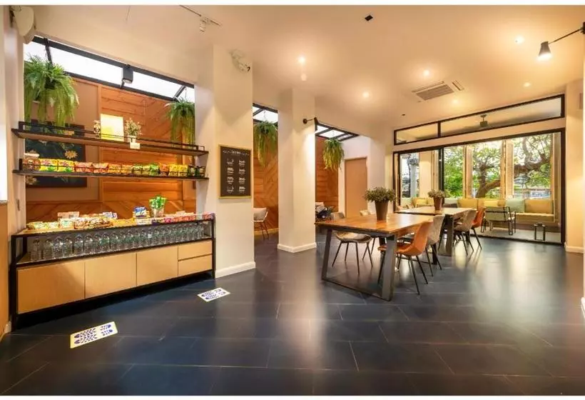 هتل Aster Residence Rayong