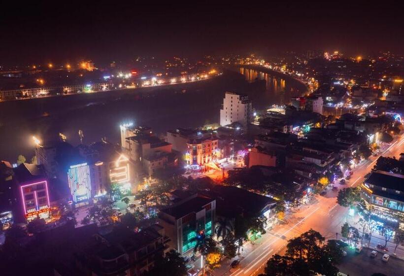 هتل Khách Sạn Hoàng Yến