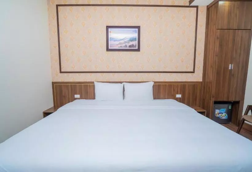 هتل Khách Sạn Hoàng Yến