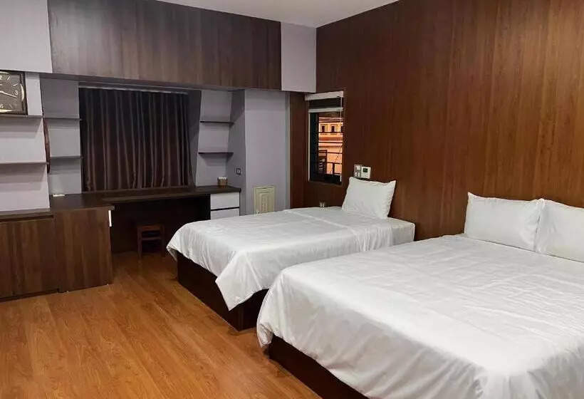 هتل Khách Sạn Hoàng Yến