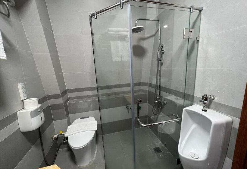 هتل Khách Sạn Hoàng Yến