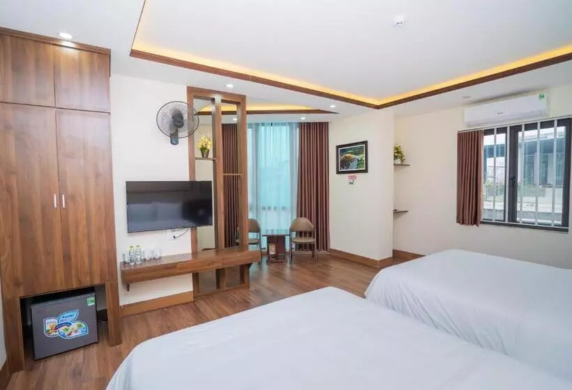 هتل Khách Sạn Hoàng Yến