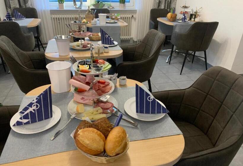 ホテル Meerblick Garni