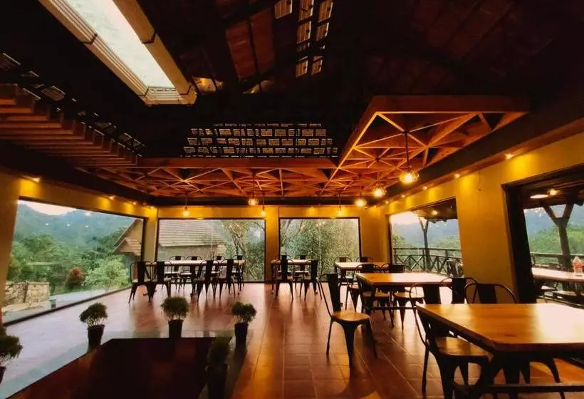 ホテル The Wild Trails Munnar Resort