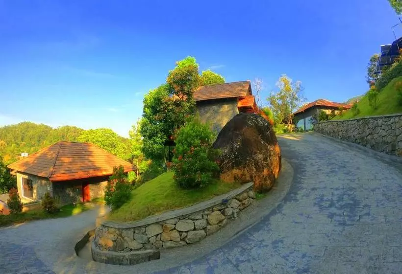 ホテル The Wild Trails Munnar Resort
