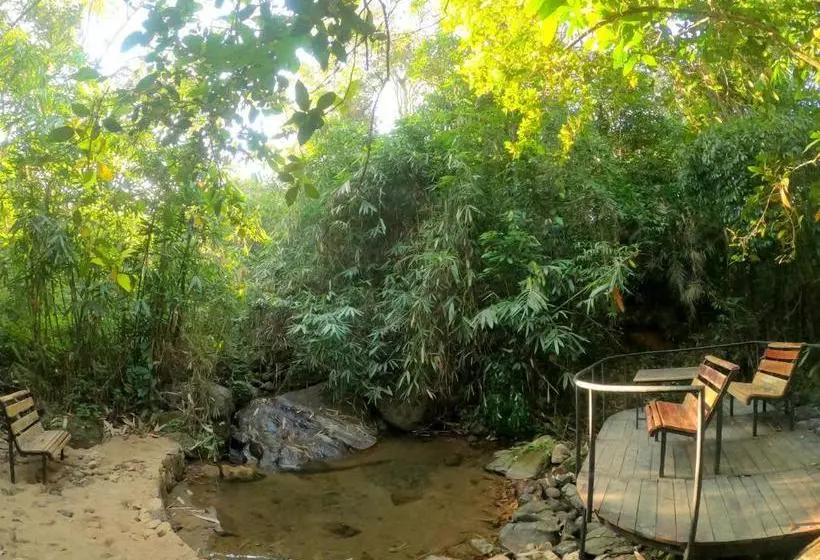 ホテル The Wild Trails Munnar Resort