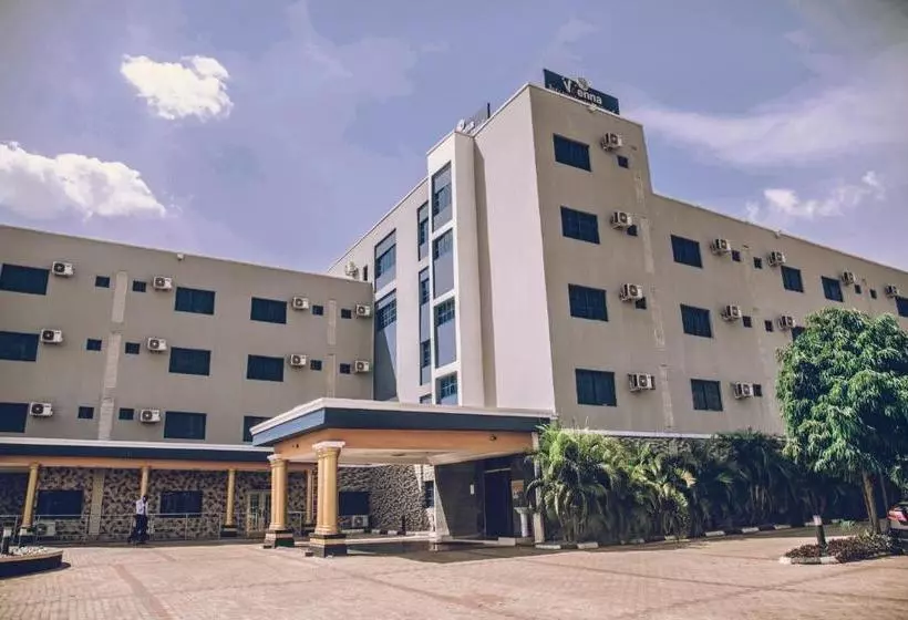 هتل Vienna International