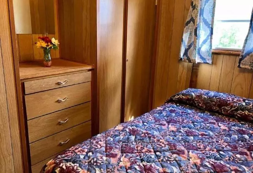 Motelli Waterway Inn