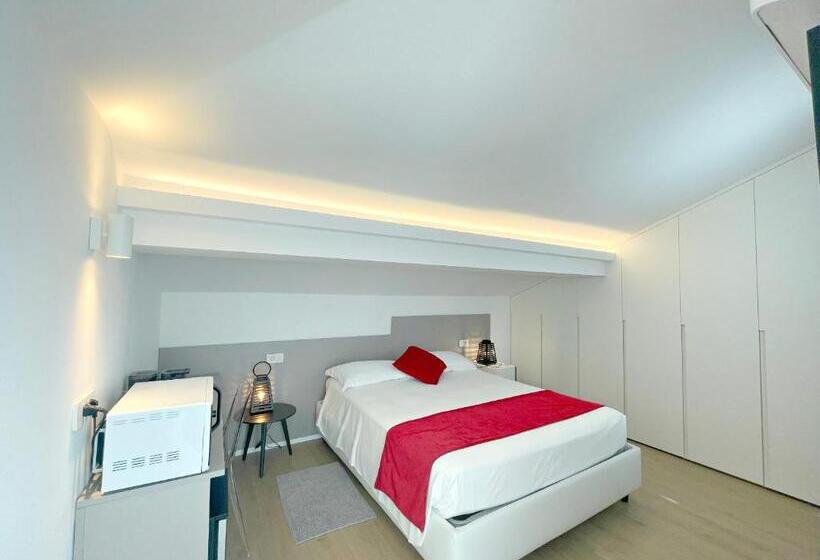 پانسیون La Mansardina