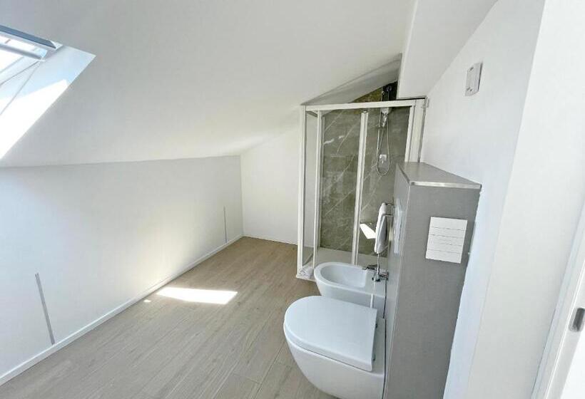 پانسیون La Mansardina