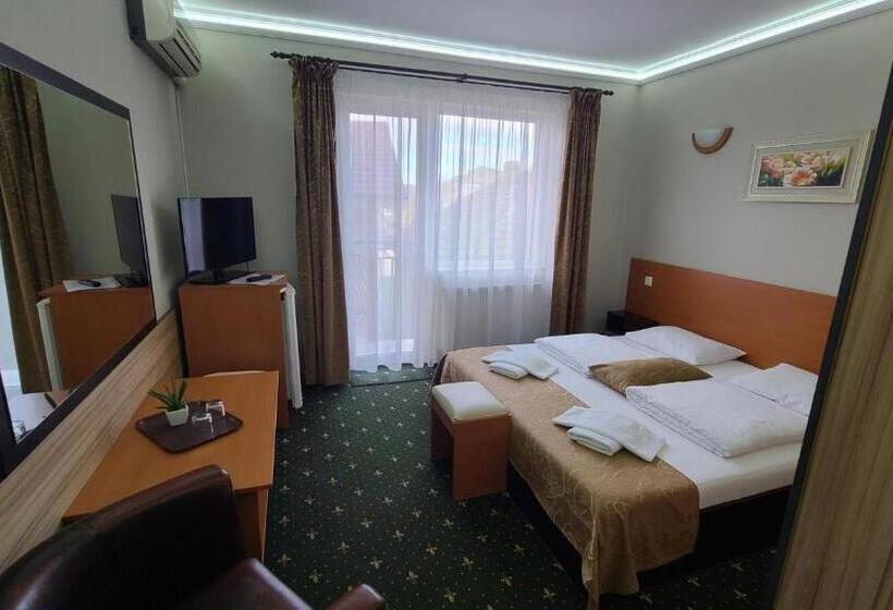 پانسیون Vila Cristal