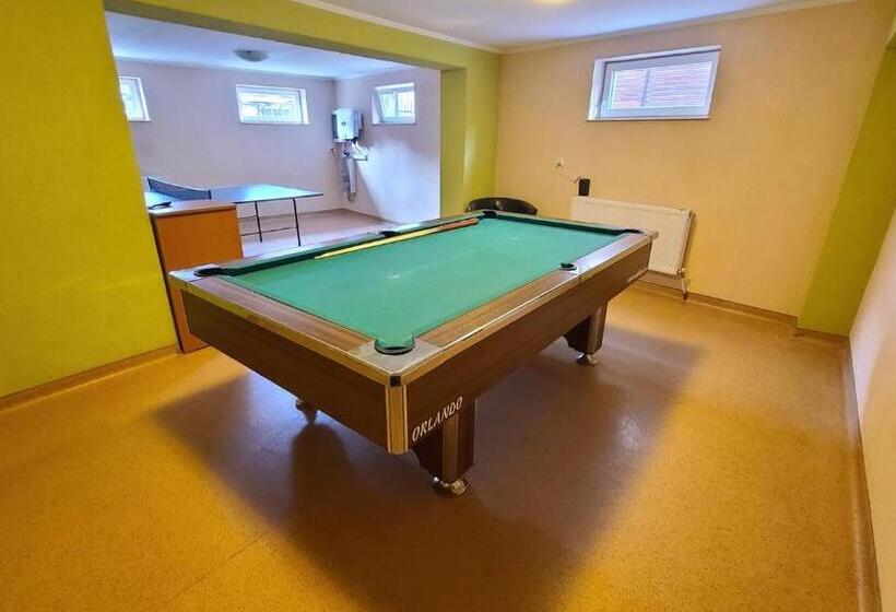 پانسیون Vila Cristal