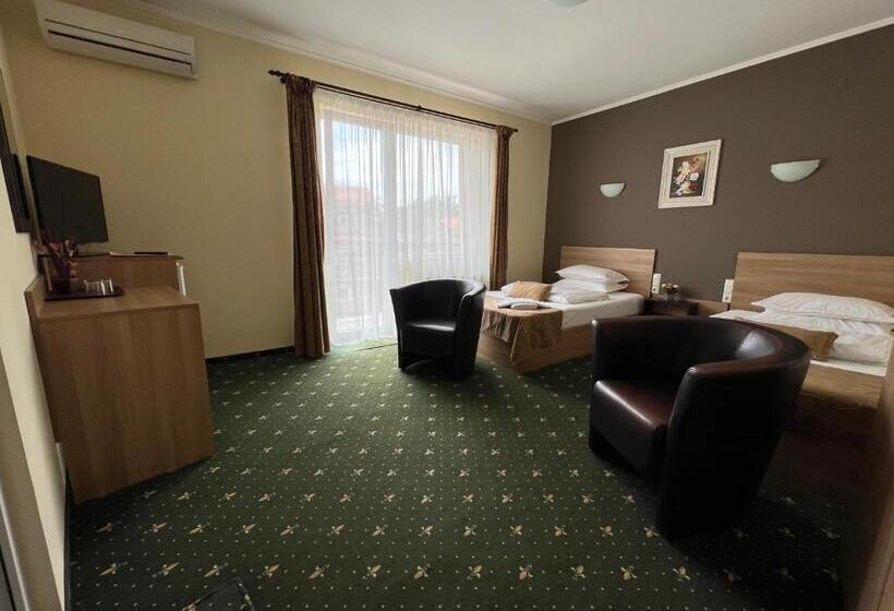 پانسیون Vila Cristal