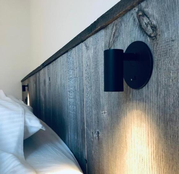 تختخواب و صبحانه Suites Le Porte Bonheur