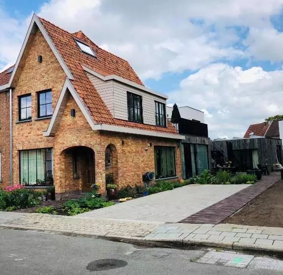 ベッドアンドブレックファースト Suites Le Porte Bonheur