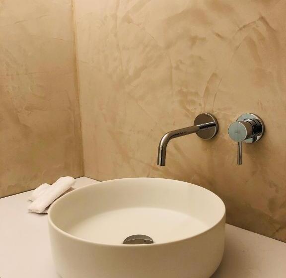 تختخواب و صبحانه Suites Le Porte Bonheur