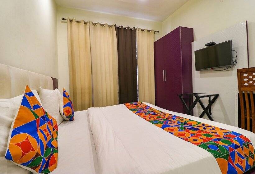 Fabhotel Golden Home