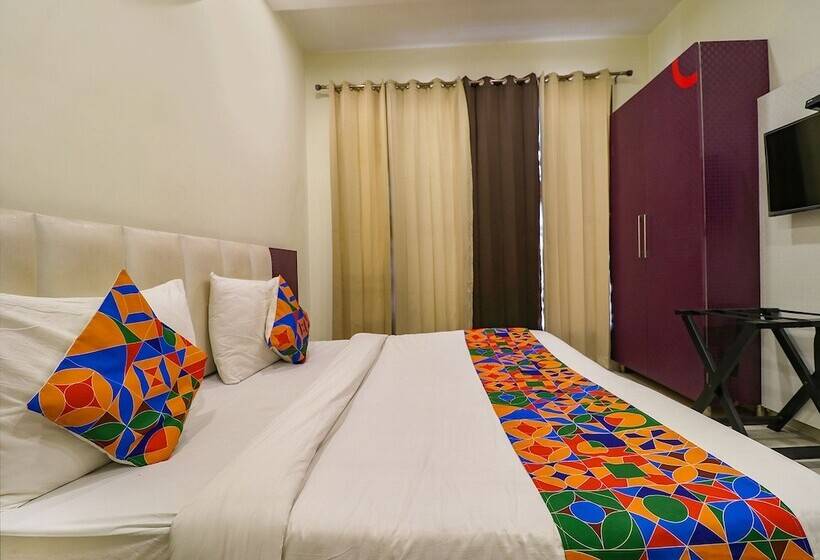 Fabhotel Golden Home