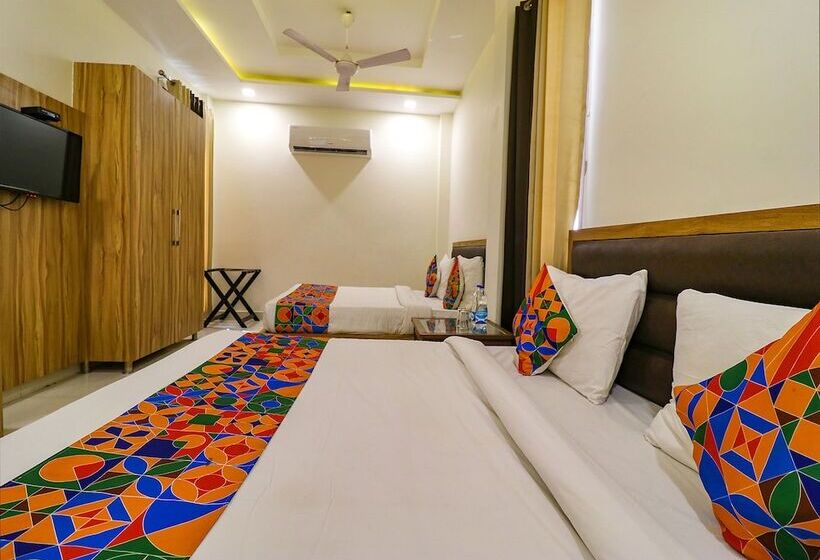 Fabhotel Golden Home