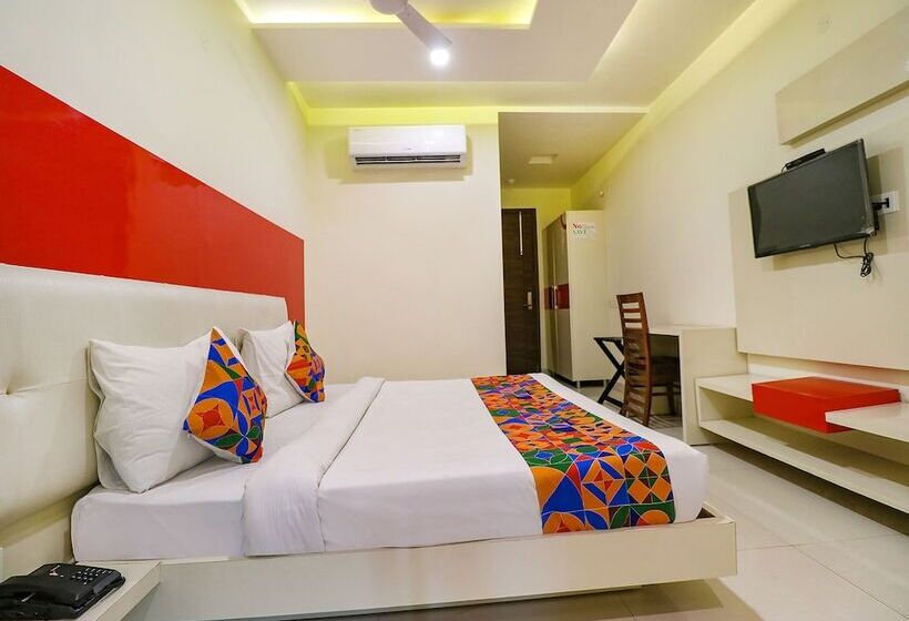 Fabhotel Golden Home