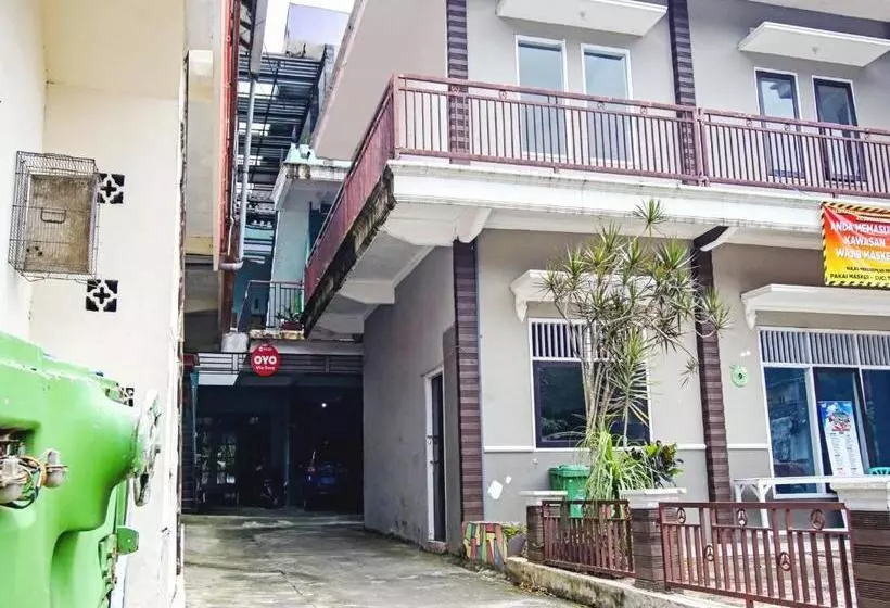 Hotel Oyo 90133 Villa Sony