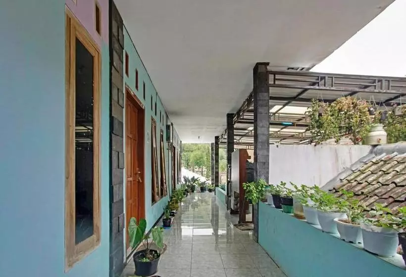 Hotel Oyo 90133 Villa Sony