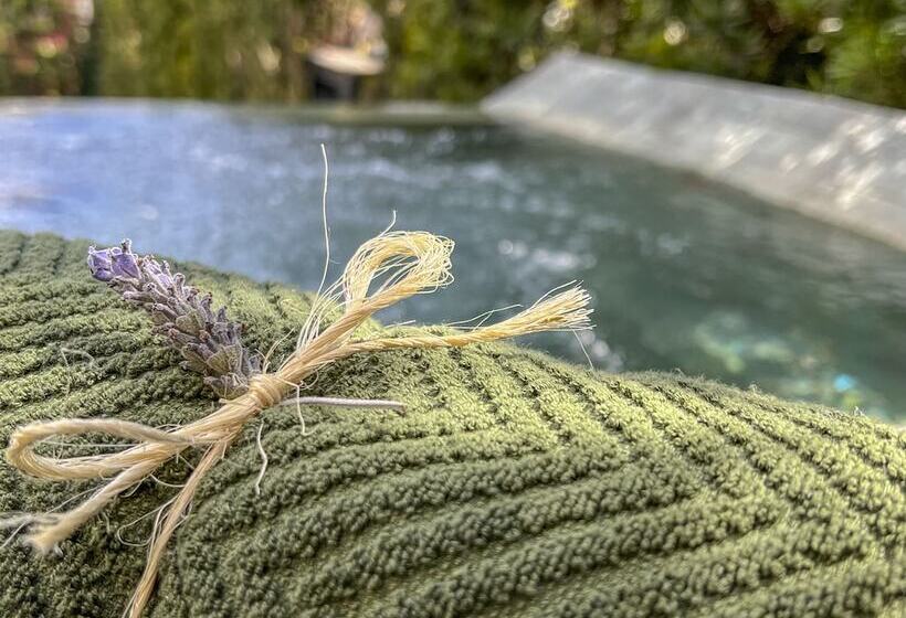 هتل Secreto Boutique