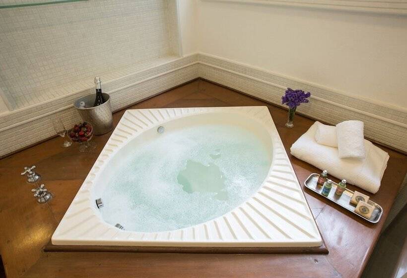 هتل Secreto Boutique