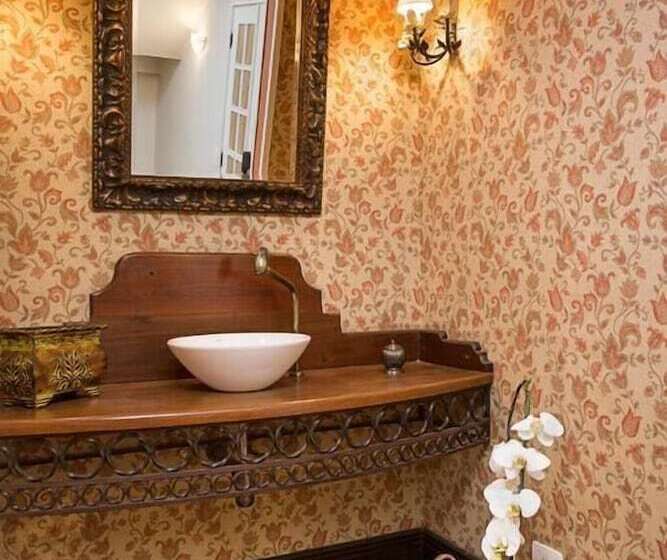 هتل Secreto Boutique