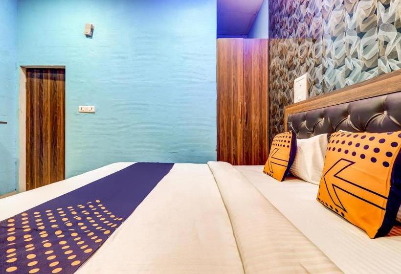 호텔 Spot On Far298 Ansh