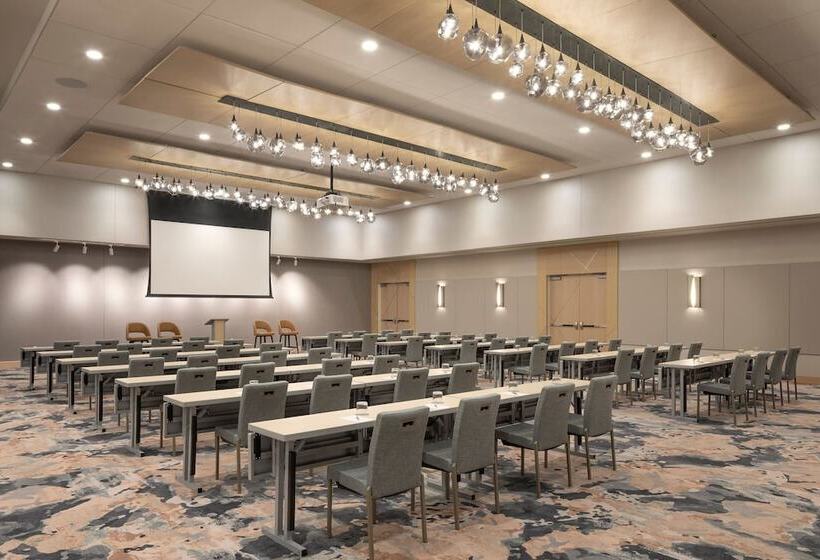 هتل The Westin Tempe