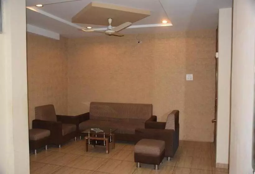 Hotelli Uma Executive Lodging