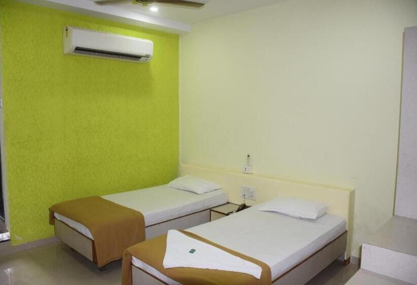 Отель Uma Executive Lodging