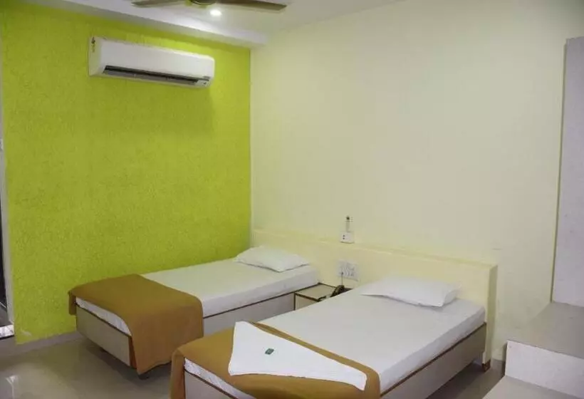 Hotelli Uma Executive Lodging