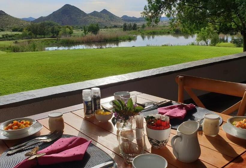 פנסיון Big Sky Ranch