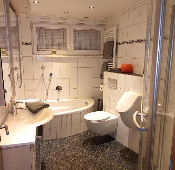 פנסיון Haus Luise Weber