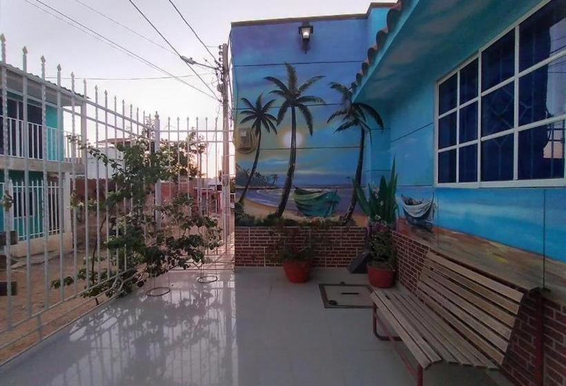 پانسیون Hostal Buena Vida