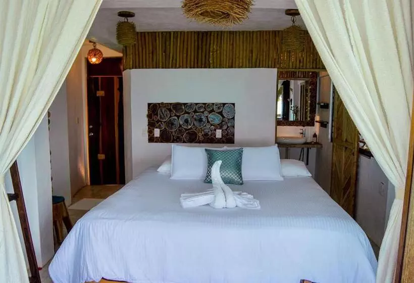 پانسیون Xcabal Hotel Boutique