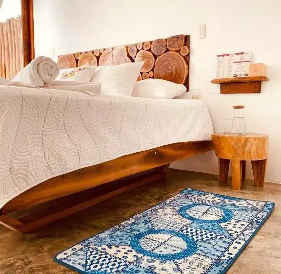 پانسیون Xcabal Hotel Boutique