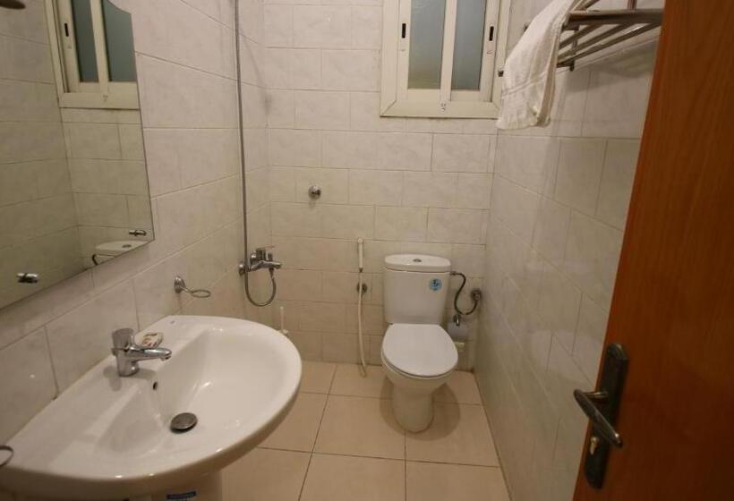 Ghasaq Al Leil Apart