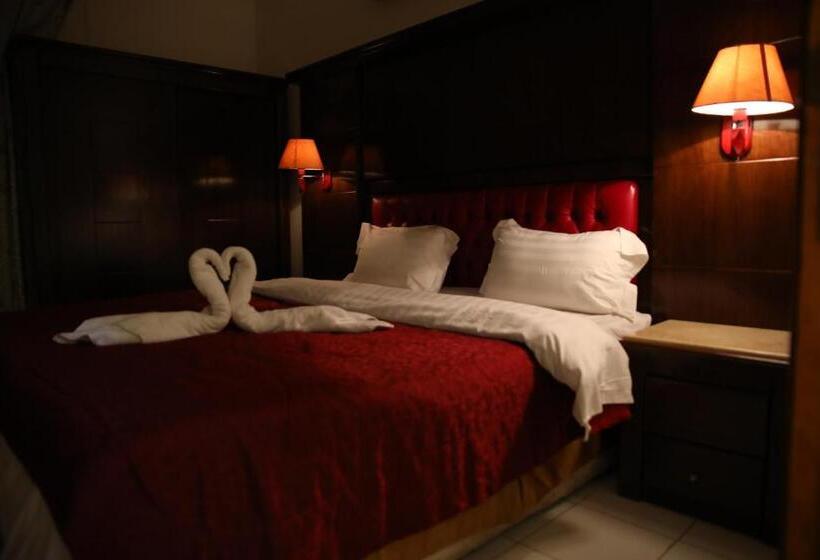 Ghasaq Al Leil Apart