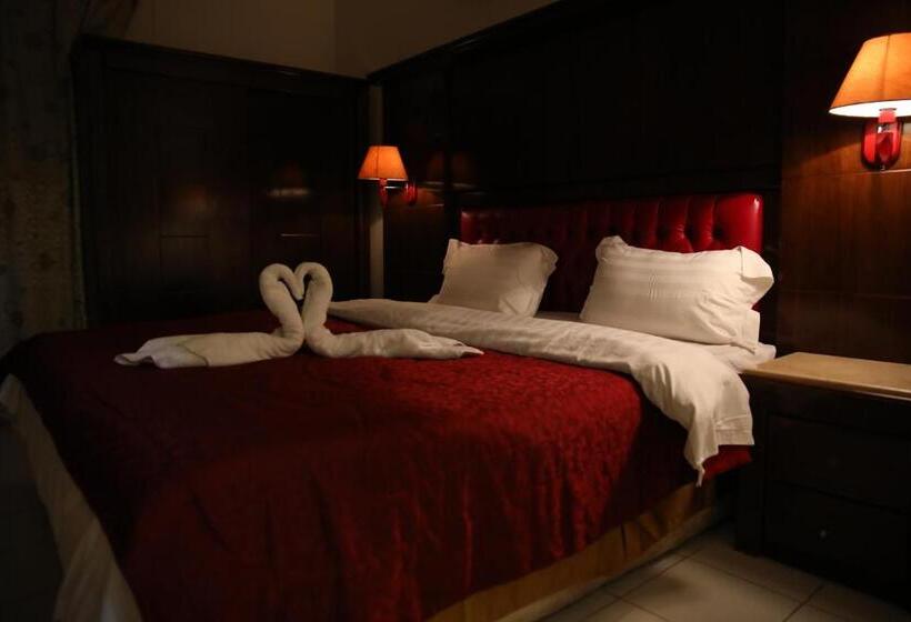 Ghasaq Al Leil Apart