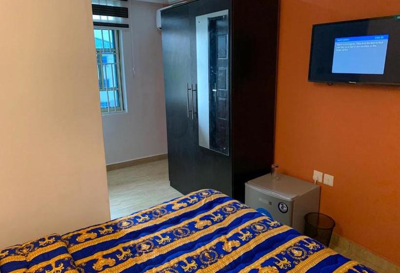 Boss Hotels & Suites