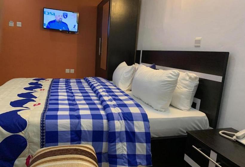 Boss Hotels & Suites