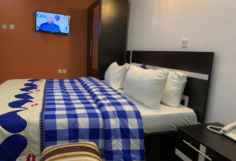 Boss Hotels & Suites